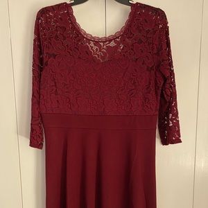 Women’s lace and polyester dress
